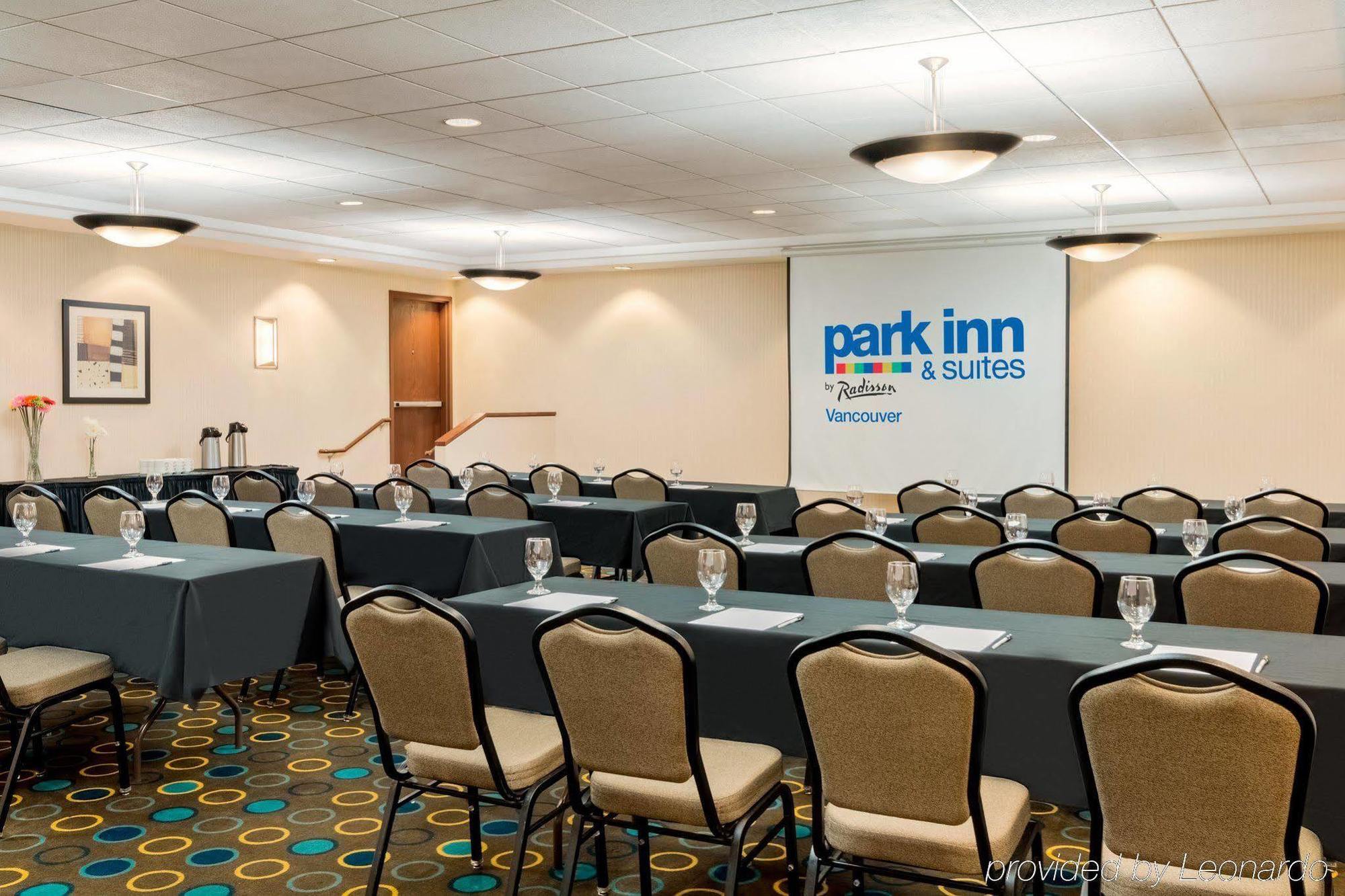 Park Inn & Suites By Radisson Vancouver Eksteriør billede