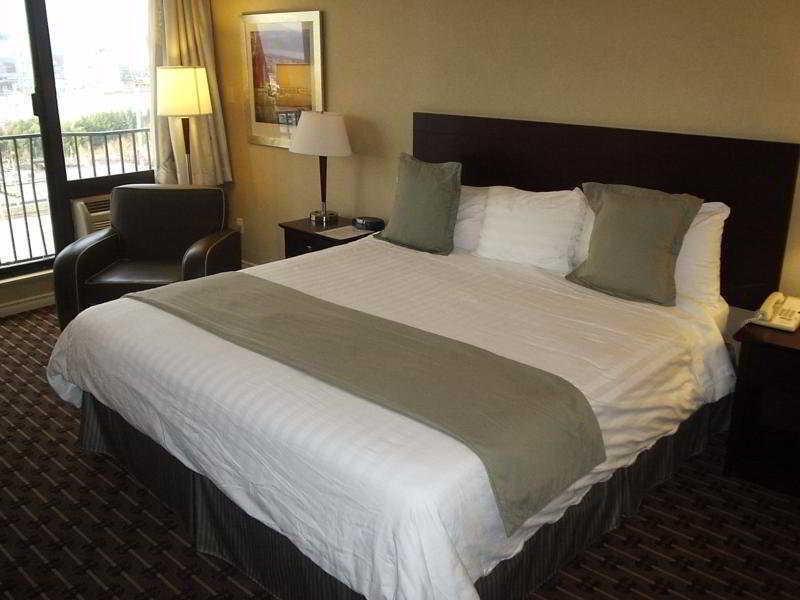 Park Inn & Suites By Radisson Vancouver Eksteriør billede