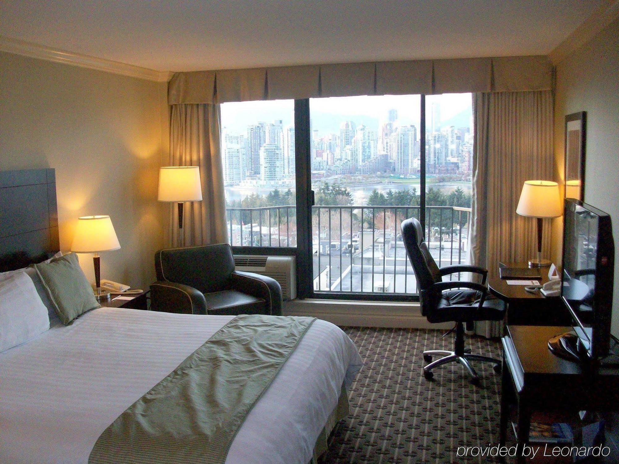 Park Inn & Suites By Radisson Vancouver Værelse billede