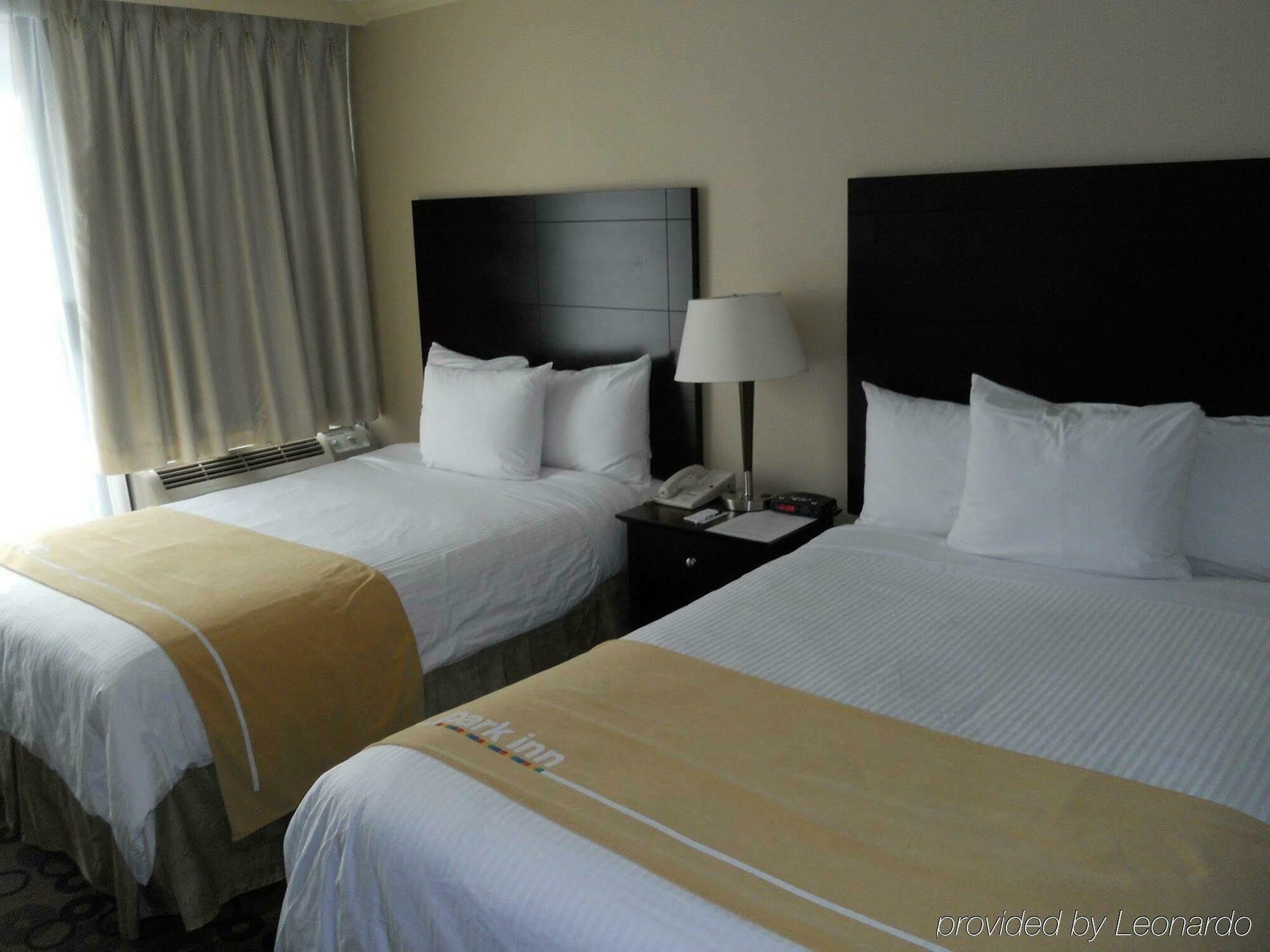 Park Inn & Suites By Radisson Vancouver Eksteriør billede