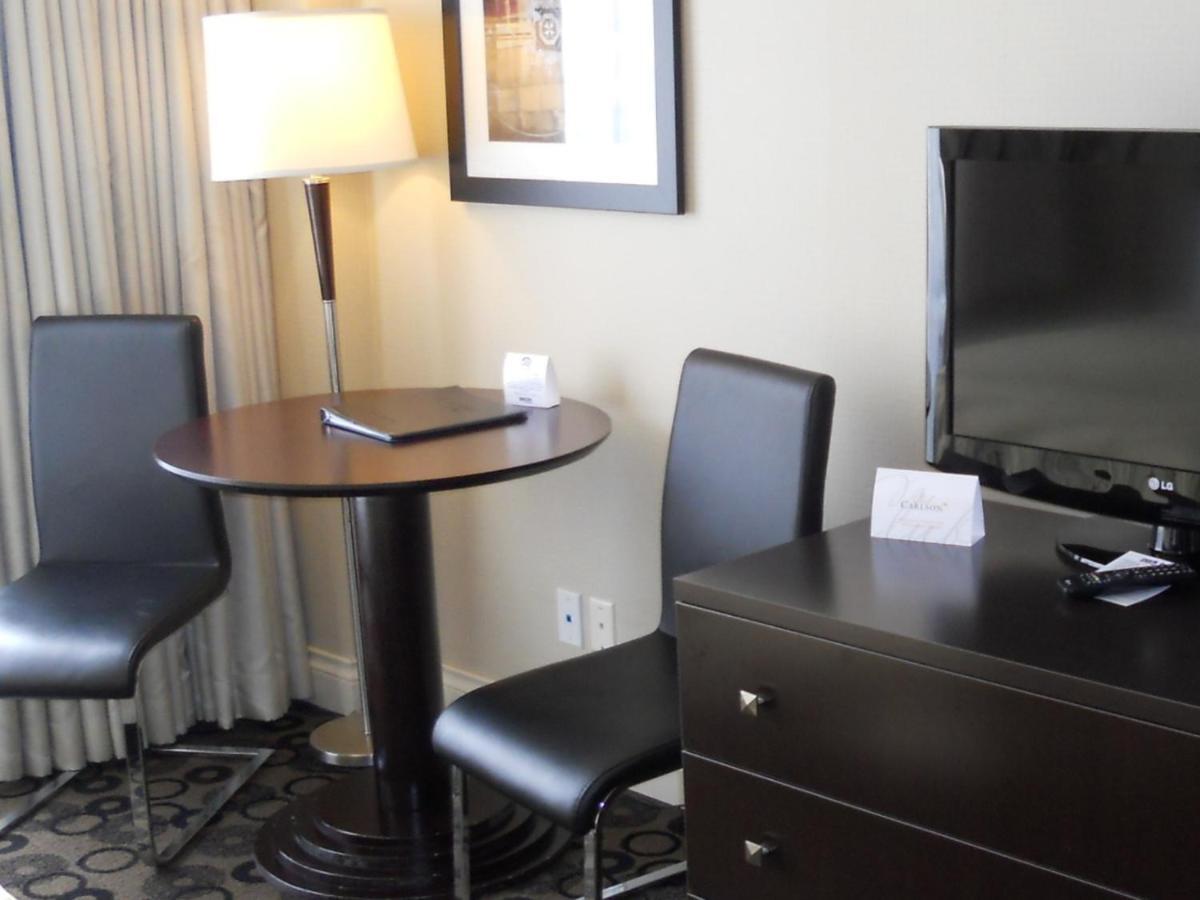 Park Inn & Suites By Radisson Vancouver Eksteriør billede